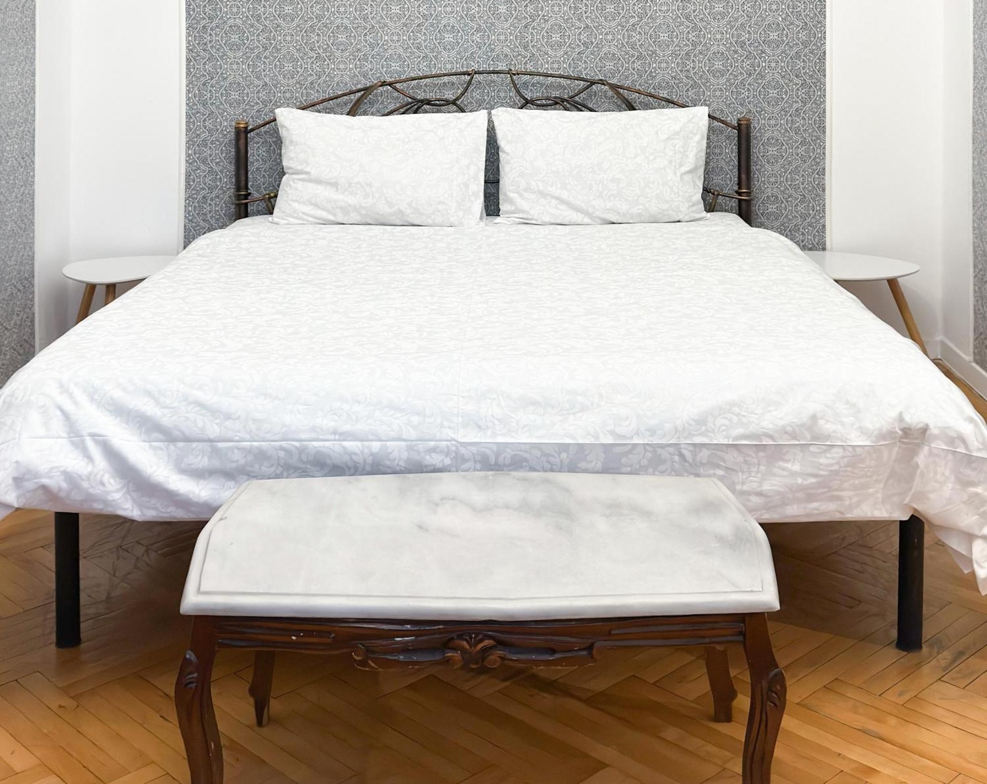 Teodora Square Apartments Площа Святого Теодора Lviv Luaran gambar