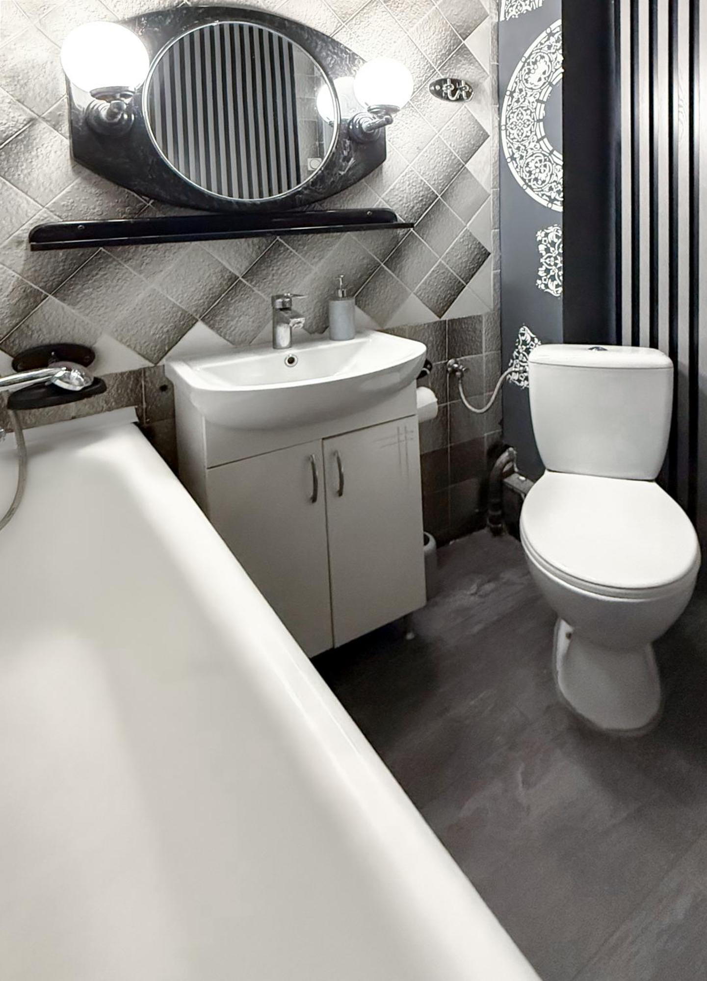 Teodora Square Apartments Площа Святого Теодора Lviv Luaran gambar