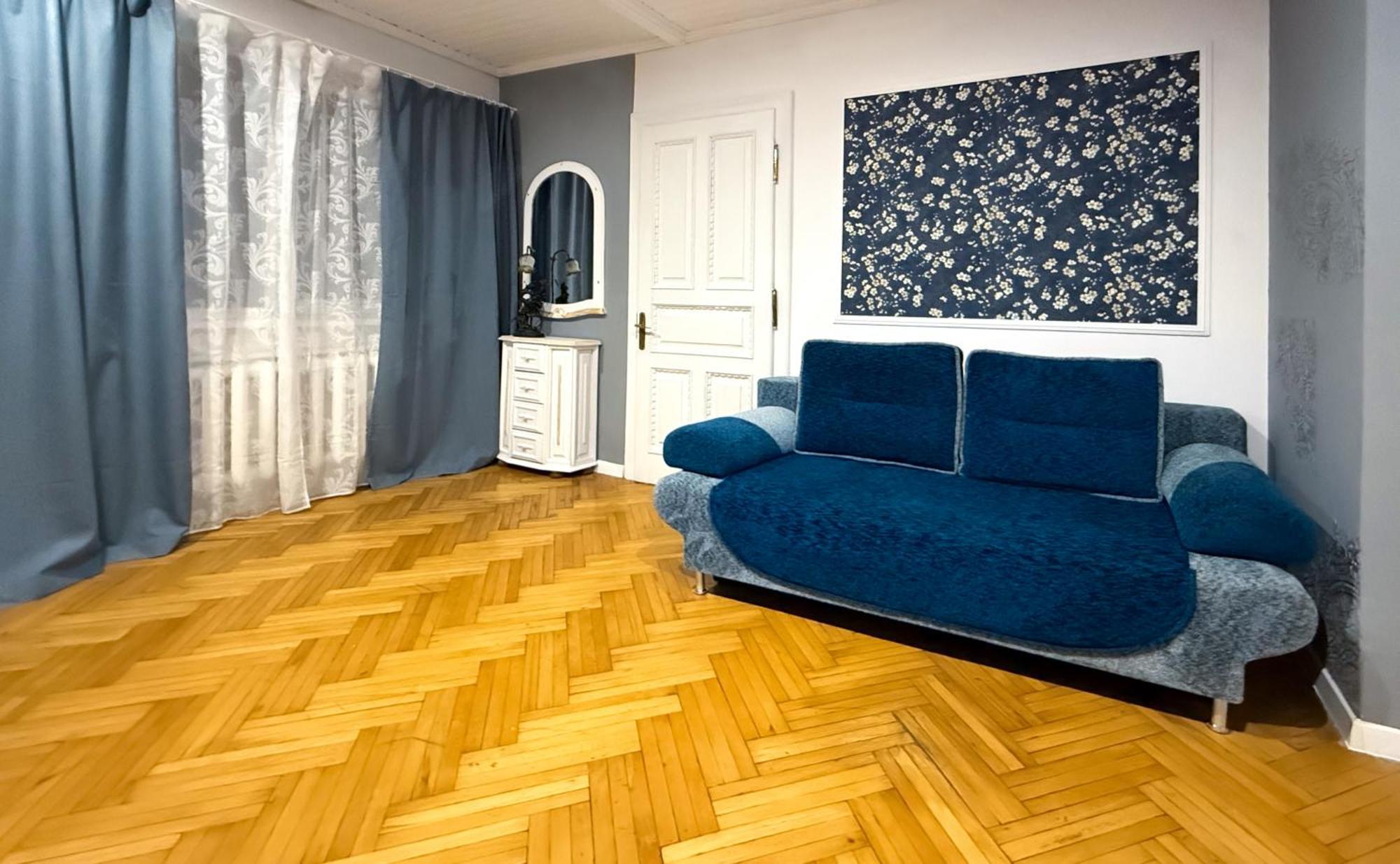 Teodora Square Apartments Площа Святого Теодора Lviv Luaran gambar